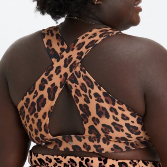 Fabletics Oasis Twist Leopard Sports Bra - Picture 7 of 15